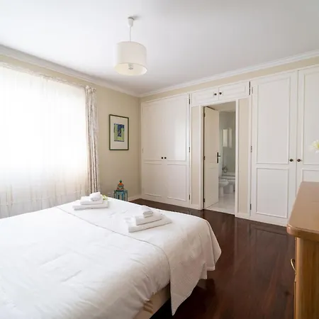 Marinhas - Moradia V4 Com Piscina Junto A By House And People בית נופש