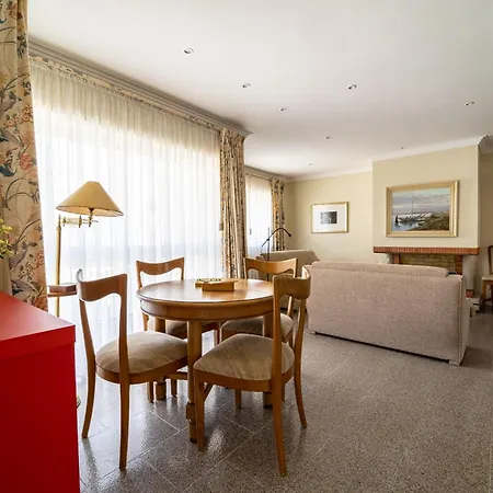 Marinhas - Moradia V4 Com Piscina Junto A By House And People בית נופש אספוסנדה