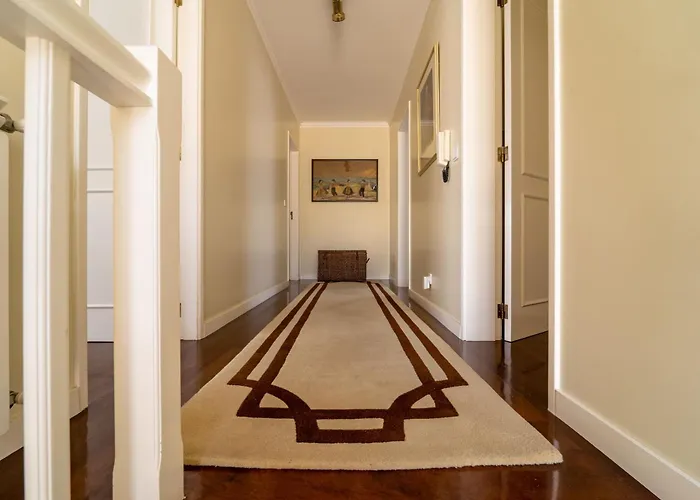 Casa de Férias Marinhas - Moradia V4 Com Piscina Junto à By House&people