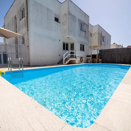 Marinhas - Moradia V4 Com Piscina Junto à By House&people Hébergement de vacances Esposende
