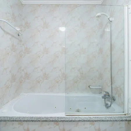 Marinhas - Moradia V4 Com Piscina Junto à By House&people *