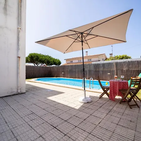 Marinhas - Moradia V4 Com Piscina Junto à By House&people *