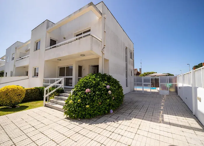 Marinhas - Moradia V4 Com Piscina Junto à By House&people Hébergement de vacances Esposende