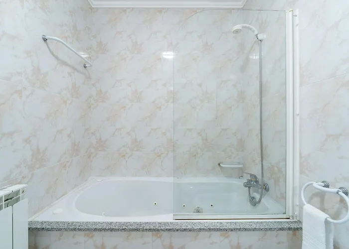 Marinhas - Moradia V4 Com Piscina Junto A By House And People *