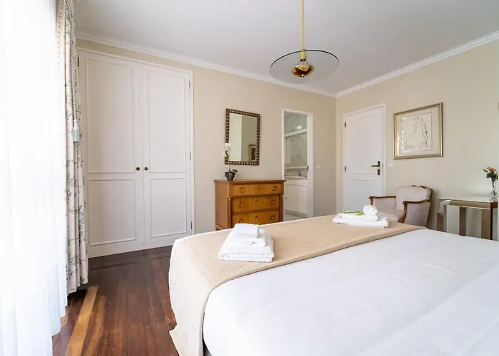 Сasa de vacaciones Marinhas - Moradia V4 Com Piscina Junto A By House And People